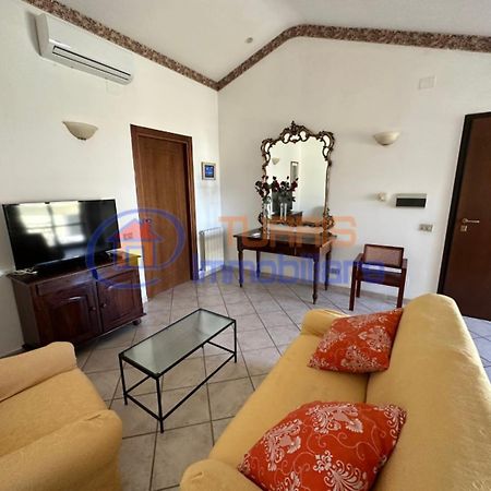 Appartement La Mansarda Di Via Galilei à Porto Torres Extérieur photo