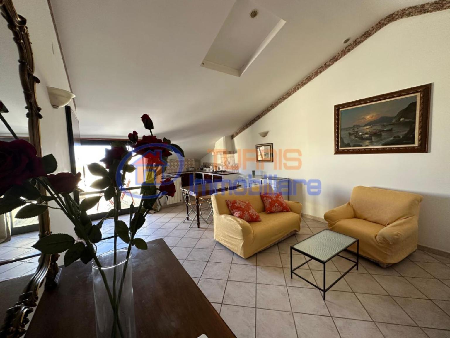 Appartement La Mansarda Di Via Galilei à Porto Torres Extérieur photo