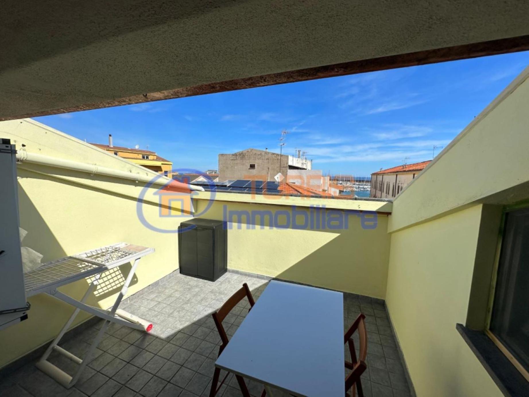 Appartement La Mansarda Di Via Galilei à Porto Torres Extérieur photo